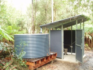 1D Restroom with Water Tank – Colac Otway