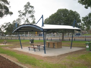 Curved Shelter – Kardinia Park