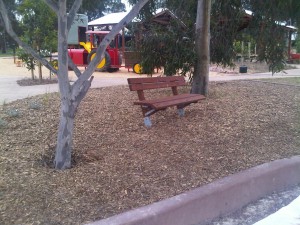 Haylen Group – Timber Seat – Bundoora Park