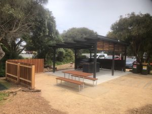 WhiteCliffs Foreshore Committee – GR “Bass” shelter and windbreak